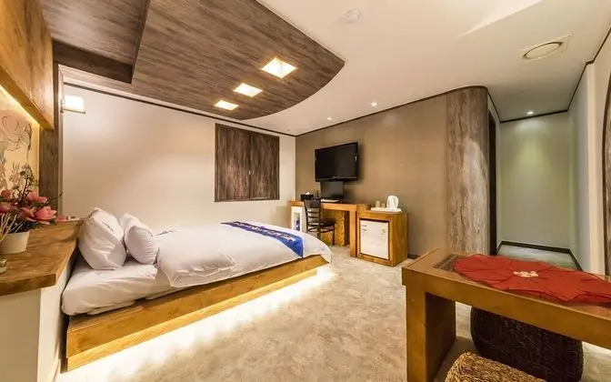 Oda (Comfortable room (You can watch Netfl)