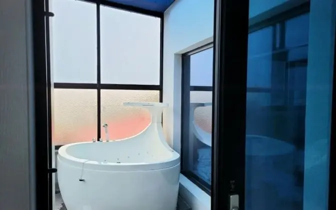 Oda (Harrison Building 6 (Duplex Private P)