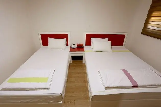 Oda (Double Twin Room (A Building))