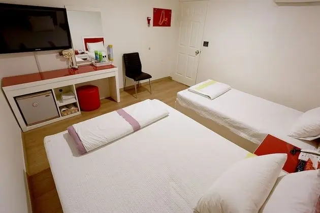 Oda (Double Twin Room (A Building))