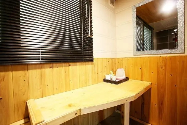 Oda (Hinoki Room (Netflix Available))