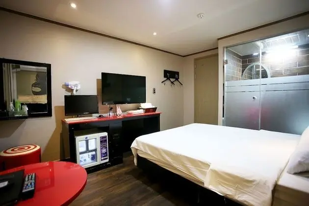 Oda (Hinoki Room (Netflix Available))