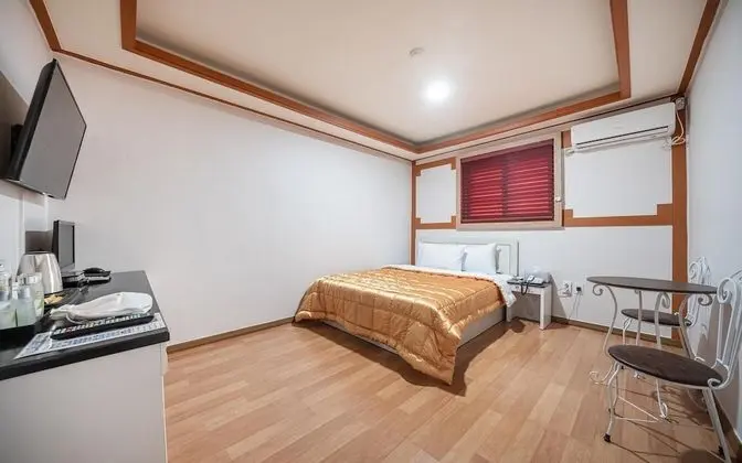 Oda (Special Room (Netflix Available))