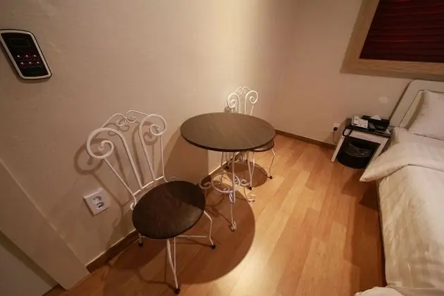 Oda (Special Room (Netflix Available))