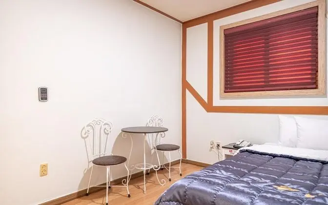 Oda (Special Room (Netflix Available))