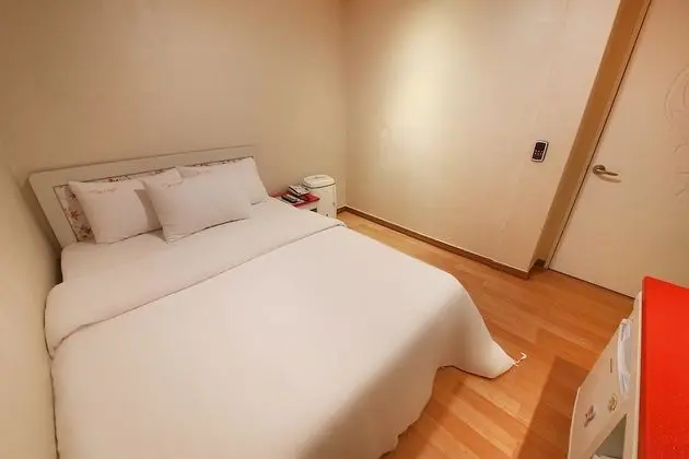 Oda (Standard Room (Netflix Available))