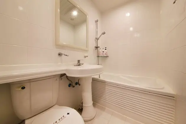 Oda (Standard Room (Netflix Available))