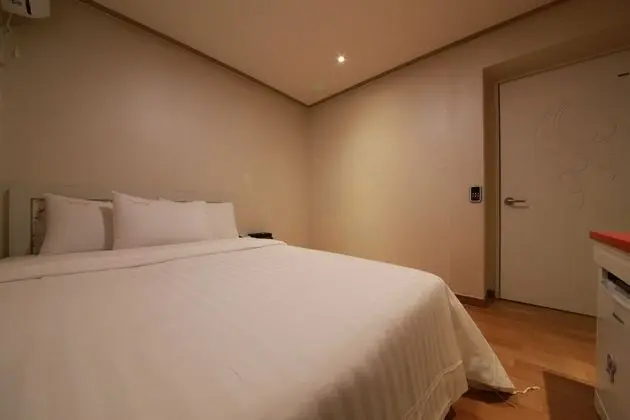 Oda (Standard Room (Netflix Available))