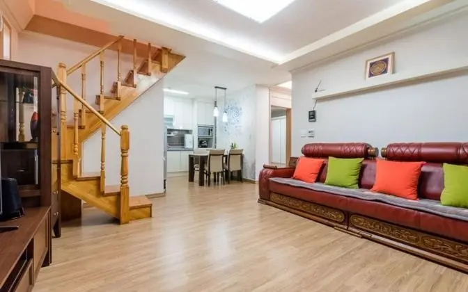 Oda (Rose of Sharon)