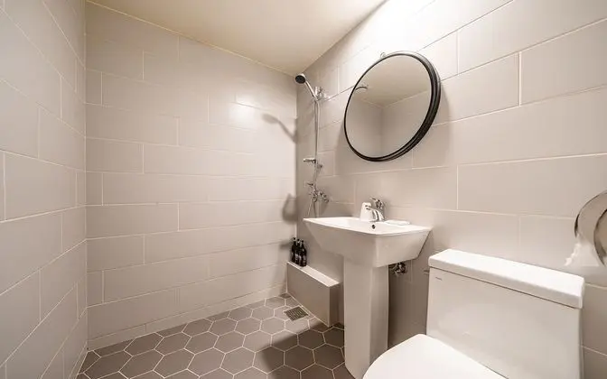 Oda (I'm a couple (Netflix available & Cou)