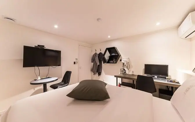 Oda (Yum (Netflix available))