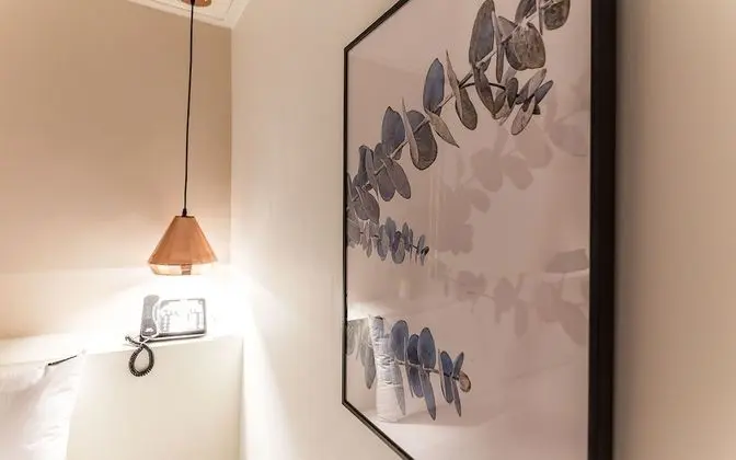 Oda (Yum (Netflix available))