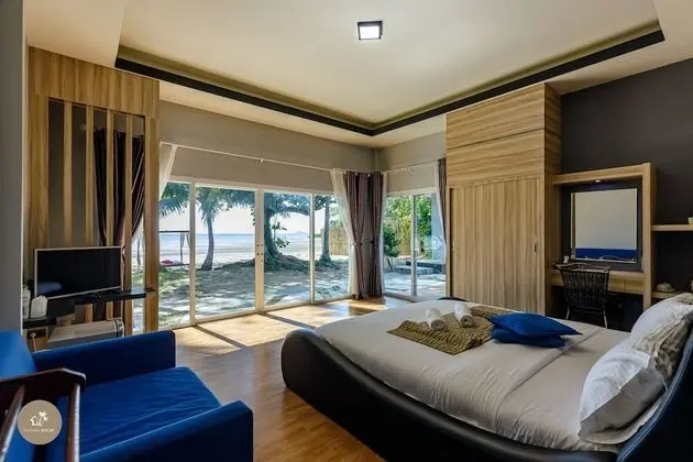 Beachfront Bungalow
