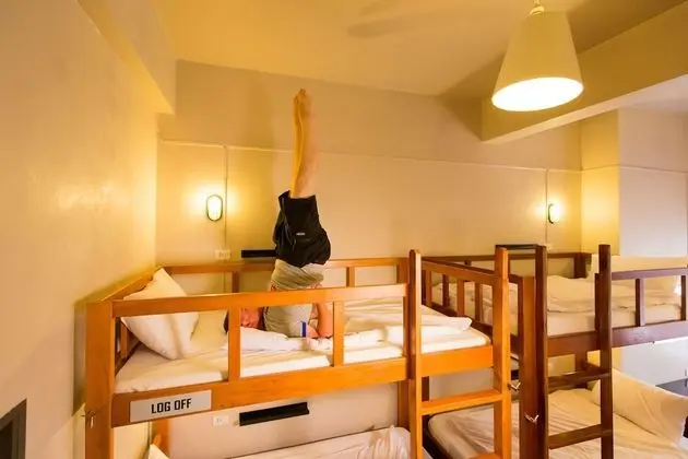 10 Beds Mixed Dorm