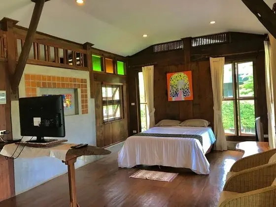 Cottage with Fan