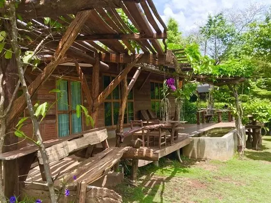 Cottage with Fan