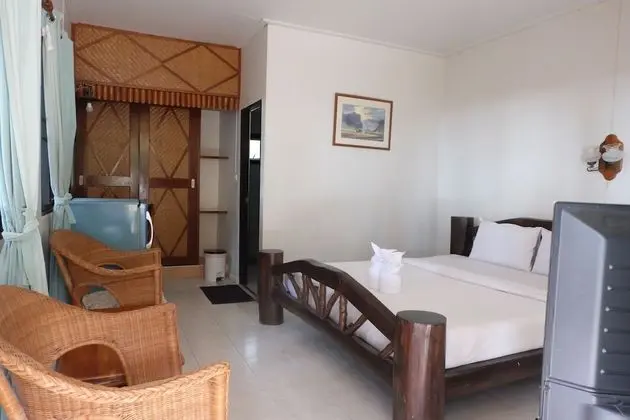 Deluxe Room with Sea View