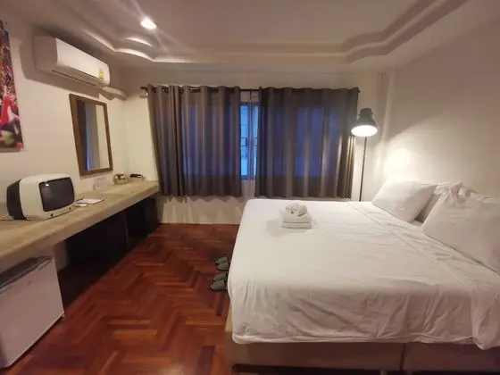Deluxe Tek Büyük Yataklı Oda, Sigara İçilmez