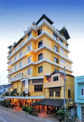 Deluxe Tek Büyük veya İki Ayrı Yataklı Oda