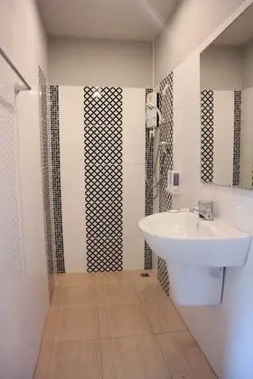 Deluxe Tek Büyük veya İki Ayrı Yataklı Oda