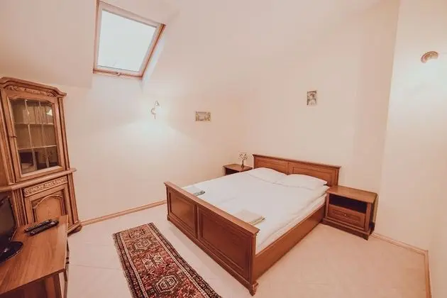 Tek Büyük Yataklı Oda