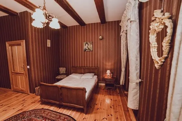 Tek Büyük Yataklı Oda