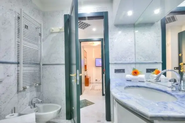 Family Apart Daire, 1 Çift Kişilik Yatak ve Çekyat (Palace 34 Few Meters From The Sea)