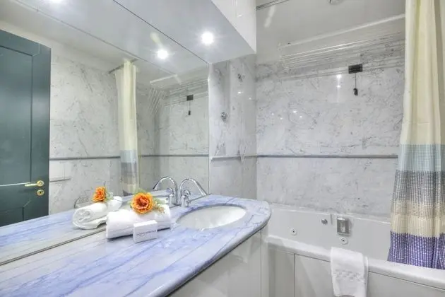 Family Apart Daire, 1 Çift Kişilik Yatak ve Çekyat (Palace 34 Few Meters From The Sea)