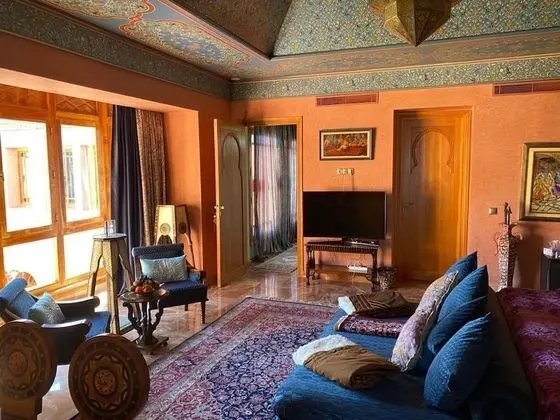 Deluxe Tek Büyük Yataklı Oda, 1 En Büyük (King) Boy Yatak, Havuz Manzaralı