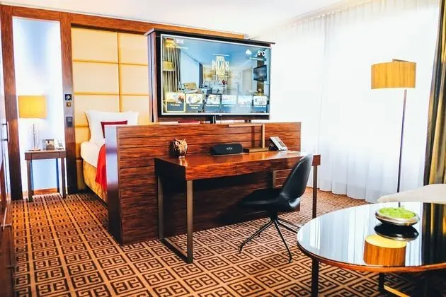 Business Deluxe
