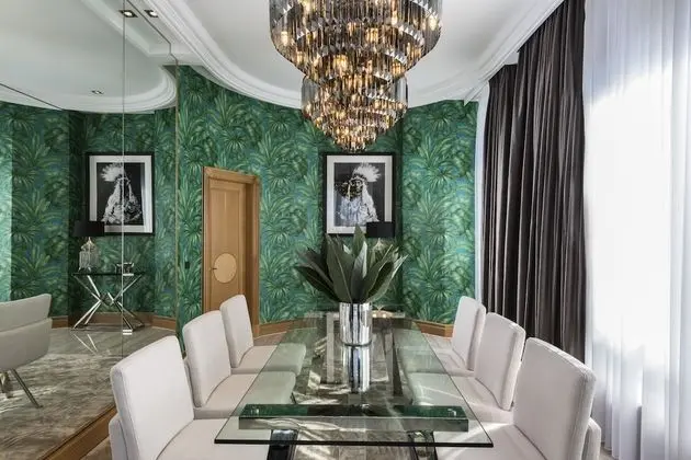 Royal Süit (with free Club Lounge Access)