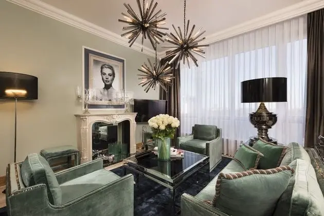 Süit (Park Suite w. free Club Lounge Access)