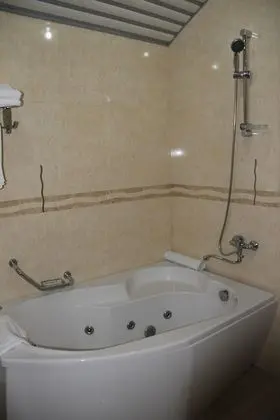 Standard İki Ayrı Yataklı Oda, Dağ Manzaralı
