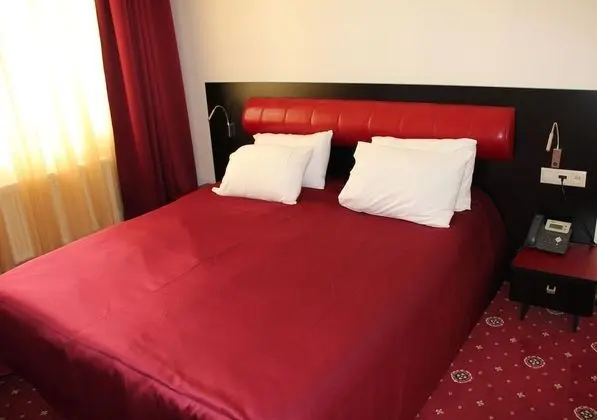 Standard Tek Kişilik Oda, Dağ Manzaralı