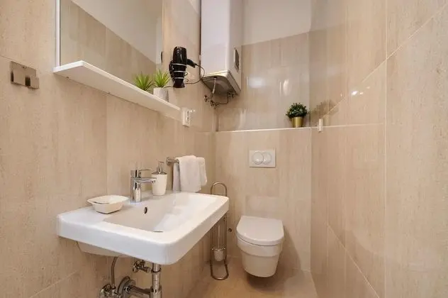 Tek Büyük veya İki Ayrı Yataklı Oda