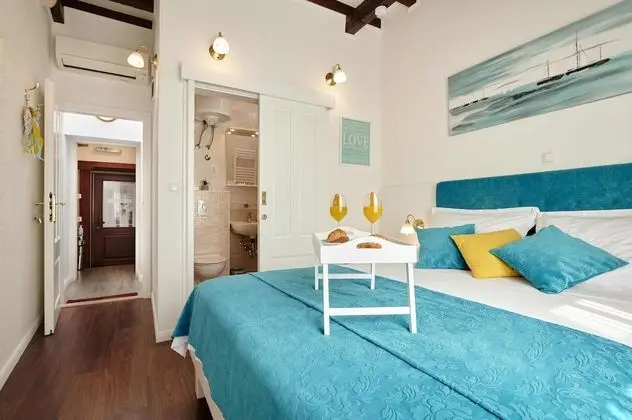 Tek Büyük Yataklı Oda