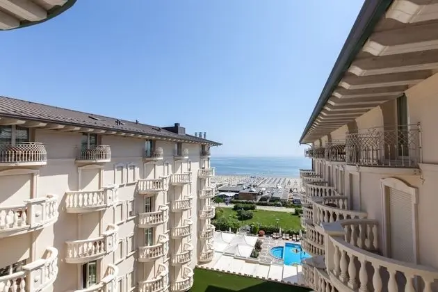 Classic Üç Kişilik Oda, Deniz Manzaralı