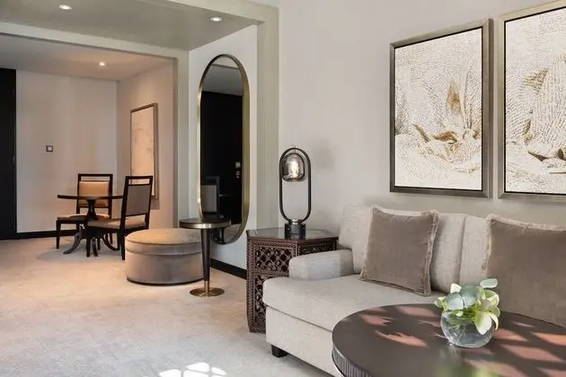 Diplomatic Suite, Lake View
