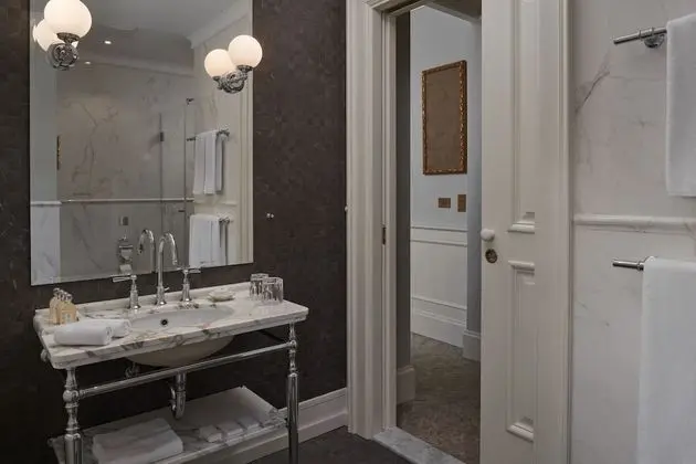 Premium Tek Büyük veya İki Ayrı Yataklı Oda, Şehir Manzaralı