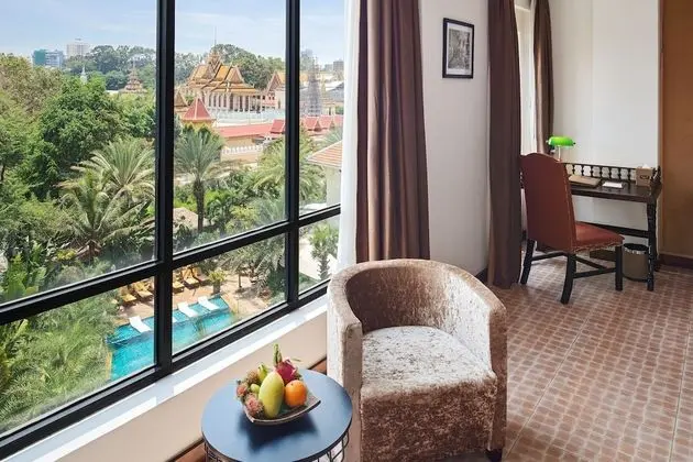 Deluxe Tek Büyük Yataklı Oda