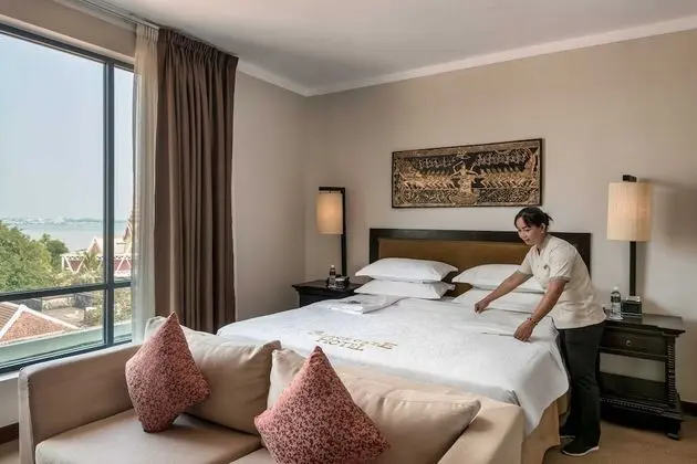 Palace Suite-River & Palace View