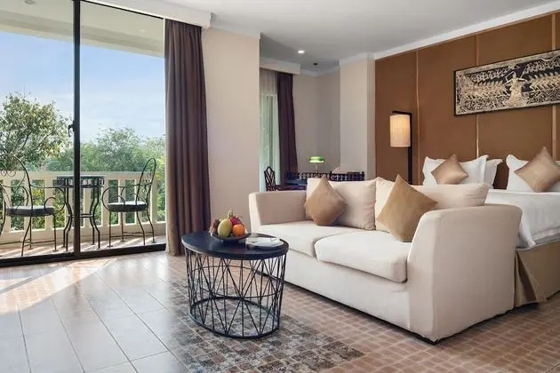 Süit, Balkon (Royal Suite Double Room Pool View)