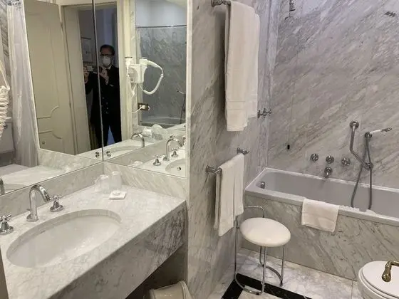 Standard Tek Büyük Yataklı Oda, Göl Manzaralı