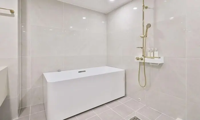 Premium Tek Büyük Yataklı Oda