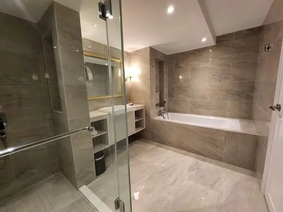 Palace Suite