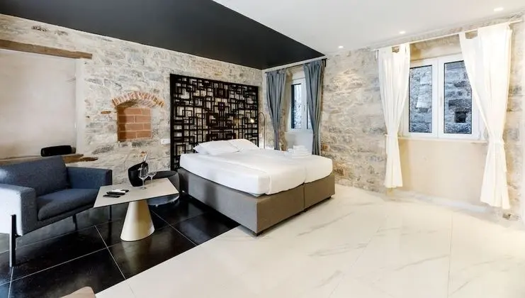 City Oda, 1 Büyük (Queen) Boy Yatak, Şehir Manzaralı