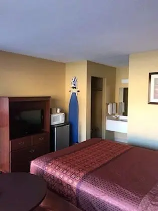 Oda, 1 Büyük (Queen) Boy Yatak, Sigara İçilmez