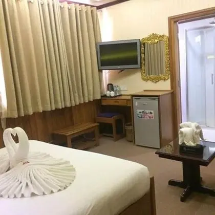 Superior Tek Büyük Yataklı Oda, 1 Çift Kişilik Yatak, Özel Banyo, Şehir Manzaralı