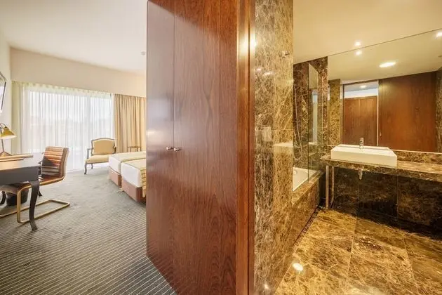 Standard İki Ayrı Yataklı Oda (with SPA Access)