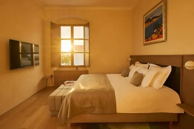 Deluxe Tek Büyük veya İki Ayrı Yataklı Oda